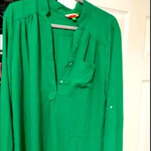 Kelly green blouse never worn